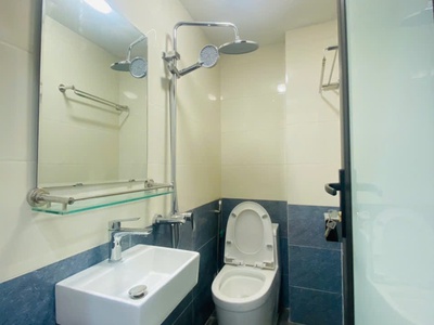 CC bán nhà 4 tầng 5 ngủ, ngã tư XaLa Mậu Lương, ô tô đỗ cửa, 6,2tỷ 6