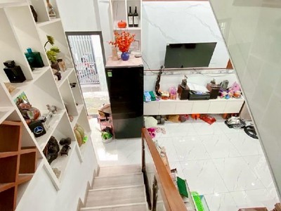 Ngang 4.5m, ngay ngã năm quang trung, p10 gò vấp, giá 2.x tỷ 4