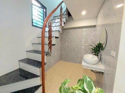 Chính chủ cần bán căn hộ tt mai động, 135m, 5pn, nhà đẹp nt sang chảnh, 3.95 tỷ 2