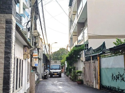 Mặt tiền đường, dòng tiền 7tr/th, dt 74m2 x 3 t, q2, mới ở ngay, chỉ 4 ty nhỉnh. 0