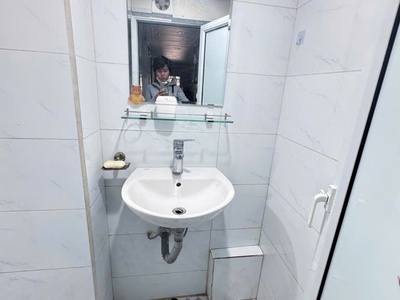 Bán căn hộ tt vũ thạnh- đống đa, vị trí đắc địa, an sinh tuyệt vời 45m2, 2.6 tỉ 4