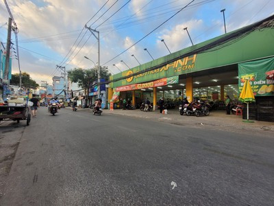 Bán nhà 140m2  2tầng 8pn ngang 10m, linh xuân thủ đức  chỉ 4.8 tỷ 0