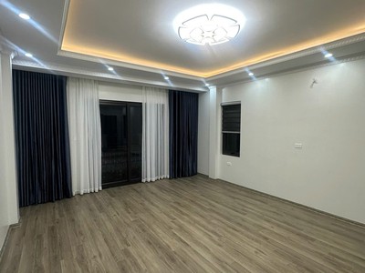 Bán nhà hoàng hoa thám, ba đình, gara ôtô, lô góc vỉa hè, 45m2, 6tầng thang máy,nhỉnh 14tỷ 2