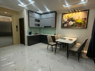 Bán nhà hoàng hoa thám, ba đình, gara ôtô, lô góc vỉa hè, 45m2, 6tầng thang máy,nhỉnh 14tỷ 3