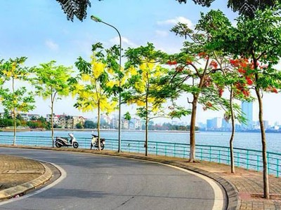 Đẳng cấp view hồ - 3 bước chân ra hồ tây - ngõ 3 làn xe ô tô tránh nhau - 2 thoáng vĩnh viễn 0