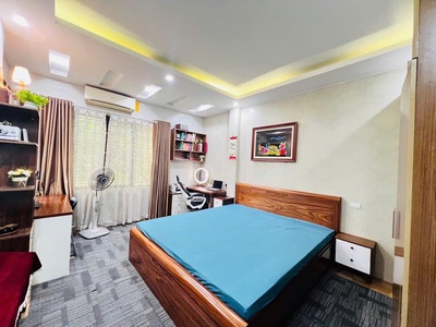 Nhà đẹp lung linh ngô gia tự long biên ,ngõ thông ô tô trách diên tích 50m 4 tầng giá nhĩnh 6 tỷ 3
