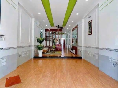 Cắt lỗ hơn 500 tr nhà 2 tầng gần KCN VSIP 1, đang có hợp đồng thuê 150 tr /năm 2