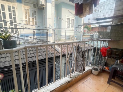 Nguyễn duy cung, 31m2  3.1x10 , gần siêu thị emart 2, gần hẻm xe tải thông, qua sbay 15p, nhỉnh 2 tỷ 3