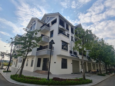 Bán liền kề khu đô thị hinode royal park   dt100m   xây 5t  mt5m  đường 12m . 0