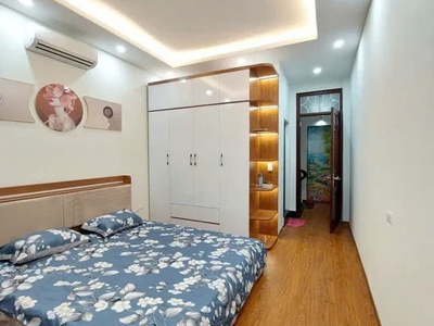 Dân xây thượng thanh-gia quất 45m,4 tầng,nhỉnh 6tỷ,ngõ thông,ô tô đỗ cổng,full nội thất 3