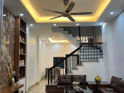 Bán nhà 3 tầng ngõ phố Tống Duy Tân, ph Ngọc Châu, TP HD, 43.5m2, 3 ngủ, 2 vs, 2.7x tỷ 0