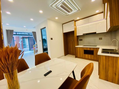 Bán Nhà Phố Đẹp Đường Hồng Lạc, Phường 10, Quận Tân Bình 8