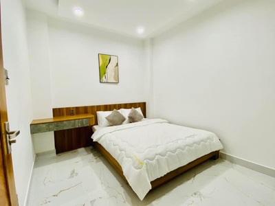Bán Nhà Phố Đẹp Đường Hồng Lạc, Phường 10, Quận Tân Bình 10