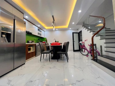 Nhà Đẹp, Ô tô vào, Dân xây, Định Công, 48m2, 4 tầng, mặt tiền 4m, giá chào 11.5 tỷ. 3