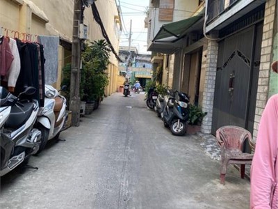 Nhà hẻm 137 cao xuân dục 5.2x18 nở hậu 6 p12 q8 chỉ 8 tỷ 5 1