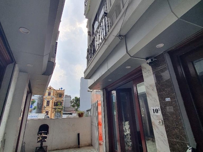 Bán căn góc Xuân Đỗ giá tốt, cụm nhà xây chắc chắn, dân ở kín, gần Vin 5