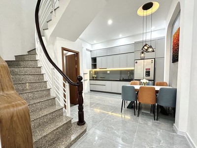 Nhà đẹp đường đinh bộ lĩnh quận bình thạnh phường 26. 2