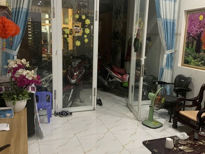 Bán nhà 3 tầng đường 22 linh đông, khu phân lô đẹp, 5 pn chỉ hơn 6 tỷ,  gần vành đai 2, hxh 4