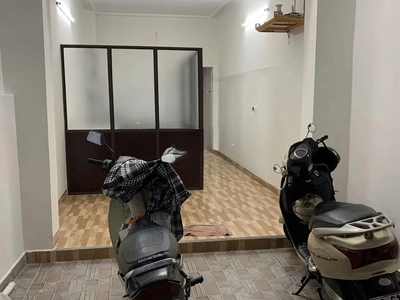 Cho thuê nhà nguyên căn 50m2, 2 tầng, 3 ngủ ngõ 72 nguyễn trãi - 9 triệu. 2