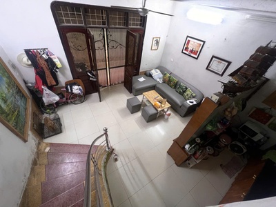 Ba đình- hiếm- nhà dân xây- mặt tiền rộng- gần phố - sổ đỏ vuông đẹp     hoàng hoa thám 1