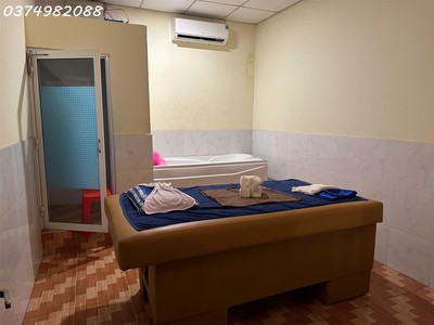 Góc sang nhượng do kg có nhân viên e cần sang tiệm massage ngay trung tâm hành chính huyện bình 4
