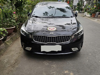 Cần bán xe Kia Cerato 2018 2.0 màu đen. ĐK t8/2018 1