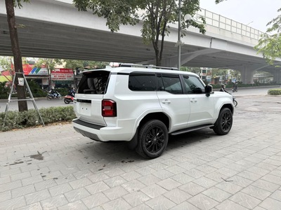 Toyota Prado LC250- 2025, mới 100, có màu Đen- Trắng giao ngay. 3
