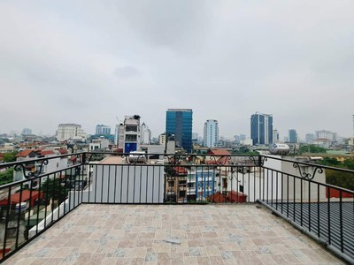 Ở   Cho Thuê 330TR/Th 10 Tầng Phố  Ba Đình 54 Tỷ Ô TÔ QUA NHÀ 1