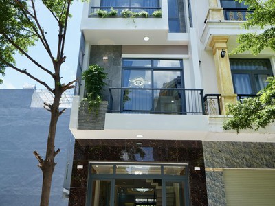 Cắt lỗ căn nhà 1 trệt 2 lầu giá 2 tỉ 250 tại Thuận giao, Thuận An 0