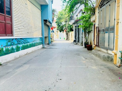 Bán đất Lai Xá - Hoài Đức - 45m2 giá chỉ hơn 3 tỷ, đường rộng ô tô đỗ sát đất 3