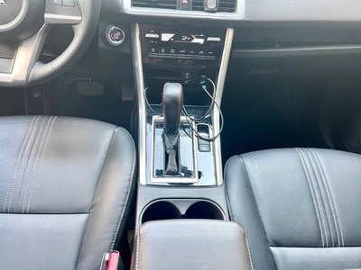 Bán xe Mitsubishi Xpander 2022 Premium số tự động, nhập khẩu, biển Hà Nội, chạy hơn 4 vạn km, lốp th 13