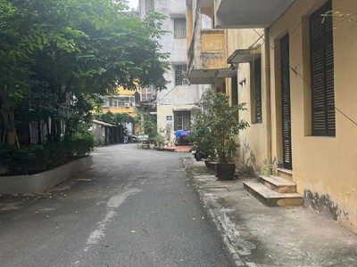 Bán căn hộ tập thể tầng 2, 86m2 sđcc. giá: 4.280 triệu - lh: 033 801 4935 1