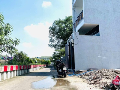 Bán 113m2 đất mặt tiền hxh tô ngọc vân, ở   kd, làm vp cty chỉ hơn 4tỷ 2