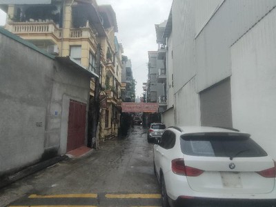 Bán đất ngọc thuỵ 86m ,sát hồng tiến , vỉa hè, ô tô tải tránh, nở hậu , giá chỉ 10 tỷ 2