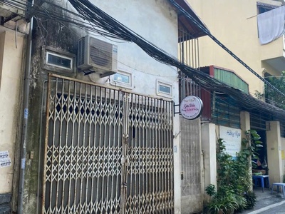 Chính chủ bán đất tặng nhà cấp 4 đang cho thuê spa 89/49a phố tứ liên   tây hồ 1