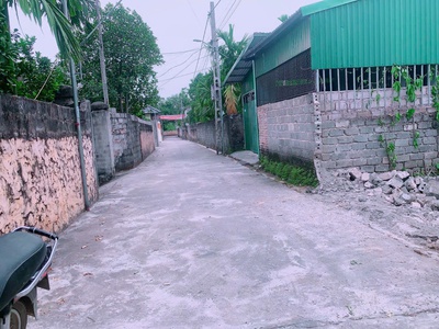 Cc gui bán cặp đôi 69,1m và 68,9m nam phương tiến sát chợ ql21a đường thông 3