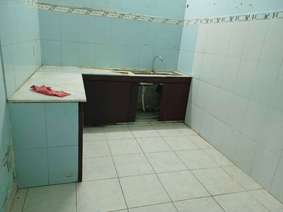 Nhà ngay nhà văn hóa thiếu nhi - hẻm xe hơi vô nhà - cách chợ hóc môn 200m - đi bộ ra siêu thị 3