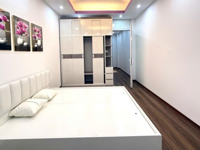 Ba đình - phố cổ - hiếm nhà bán - nhỉnh 4 tỷ- ngõ nông gần phố- sổ đỏ đẹp chính chủ     cửa bắc 3