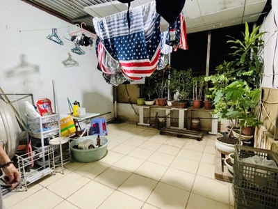 Ba đình - phố cổ - hiếm nhà bán - nhỉnh 4 tỷ- ngõ nông gần phố- sổ đỏ đẹp chính chủ     cửa bắc 4