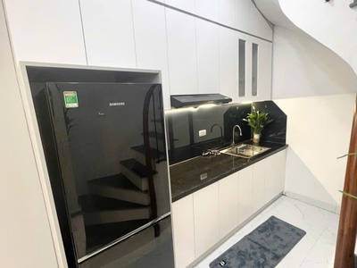 Khâm thiên dưới 6 tỷ, diện tích 30m2, 4 tầng , mặt tiền 32m2, giá 5,98 tỷ đống đa 4