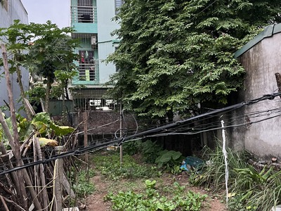 Cần bán  78m đất,mt 5m thạch cầu,long biên giá 6,4 tỷ ,kd,phù hợp xây 7t thang máy,nhà dòng tiền 0
