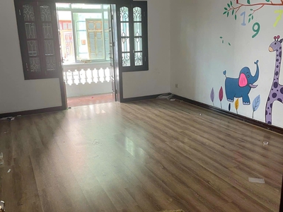 Cho thuê nhà ngõ ô tô Phùng Chí Kiên Cầu Giấy 170m x 4T, MT 10M giá 38 triệu 0