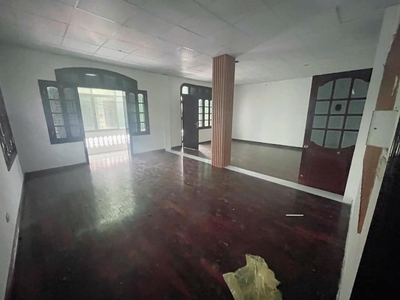 Cho thuê nhà ngõ ô tô Phùng Chí Kiên Cầu Giấy 170m x 4T, MT 10M giá 38 triệu 1