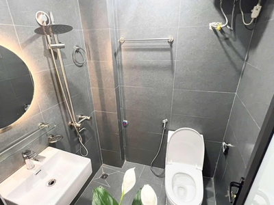 Cần bán nhà hẻm Nơ Trang Long P12 Bình Thạnh 2 tầng BTCT nhà mới ở ngay 55m2 nhỉnh 5 tỷ. 5