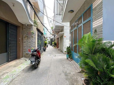 Nhà đẹp xe hơi đỗ cửa - nơ trang long bình thạnh- gần ngã ba trần quý cáp - cầu băng ky - chỉ 4.6 tỷ 0