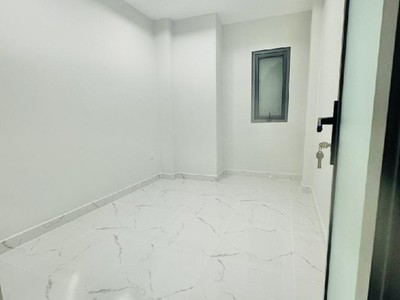 Bán nhà mới hxh thông hồng bàng, phường 12, quận 6. dt 33m2 x 3 tầng giá 4.5 tỷ tl. 4