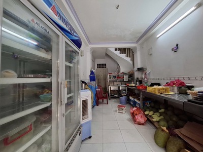 N76 - nhà hẻm 10/ đặng văn ngữ - 35m2 - 3 tầng  - ô tô đỗ cửa - sát mặt tiền -  giá 5.9 tỷ 0