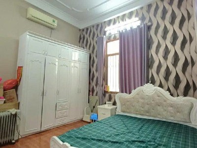 Bán gấp nhà mặt phố ô tô tránh, kinh doanh, văn phòng 54m2 5t mt 4.2m giá 14,xty liên hệ: 3