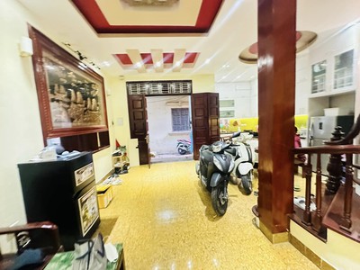 Bán nhà hào nam 62m 3 tầng mặt tiền 4,6m giá chào 11 tỷ 0