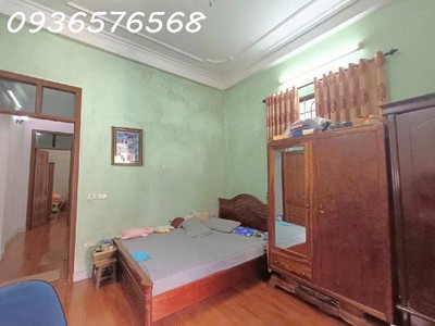 Bán gấp nhà mặt phố ô tô tránh, kinh doanh, văn phòng 54m2 5t mt 4.2m giá 14,xty liên hệ: 4